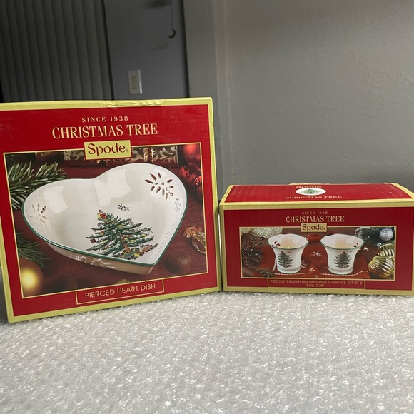 Spode Christmas Tree Pierced Heart Dish & Pair of Votive Candle Holders - Picture 1 of 10